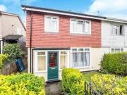 3 Bedrooms Semi detached house for sale in Brocket Way,...