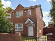 3 Bedrooms Semi detached house for sale in Buckfield...