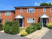 3 Bedrooms Semi detached house for sale in Castle Drive,...