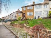 3 Bedrooms Semi detached house for sale in Chantry Road,...