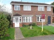 3 Bedrooms Semi detached house for sale in Chantryfield...