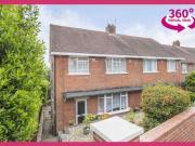 3 Bedrooms Semi detached house for sale in Chaucer Road,...