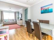 3 Bedrooms Semi detached house for sale in Cheriton...
