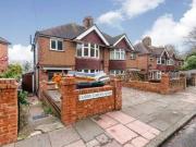 3 Bedrooms Semi detached house for sale in Cherry Garden...