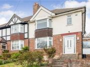 3 Bedrooms Semi detached house for sale in Cherrycot...