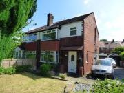 3 Bedrooms Semi detached house for sale in Crawley...