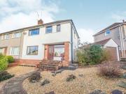 3 Bedrooms Semi detached house for sale in Dovedale...