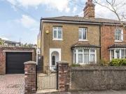 3 Bedrooms Semi detached house for sale in Fairford...