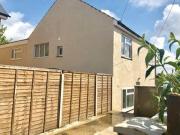 3 Bedrooms Semi detached house for sale in Gillingham...