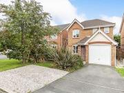 3 Bedrooms Semi detached house for sale in Goldcrest...