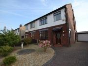 3 Bedrooms Semi detached house for sale in Green Avenue,...