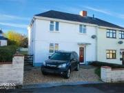 3 Bedrooms Semi detached house for sale in Gwernant,...