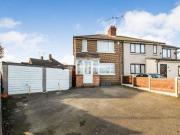 3 Bedrooms Semi detached house for sale in Hall Avenue,...