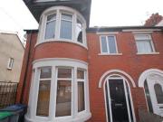 3 Bedrooms Semi detached house for sale in Hemingway,...