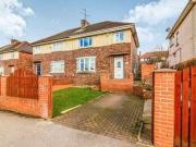 3 Bedrooms Semi detached house for sale in Herringthorpe...