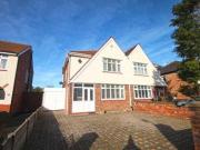 3 Bedrooms Semi detached house for sale in Highfield...