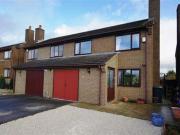3 Bedrooms Semi detached house for sale in Horley Green...