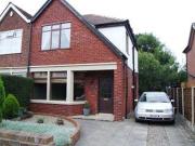 3 Bedrooms Semi detached house for sale in Howick Park...