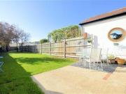 3 Bedrooms Semi detached house for sale in Ivy Chimneys,...