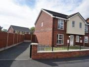 3 Bedrooms Semi detached house for sale in Jenner Road,...