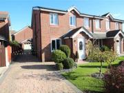 3 Bedrooms Semi detached house for sale in Lambourne...