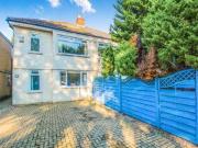 3 Bedrooms Semi detached house for sale in Lansdowne...