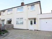 3 Bedrooms Semi detached house for sale in Linkside...