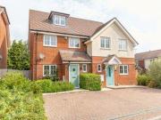 3 Bedrooms Semi detached house for sale in Little...