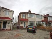 3 Bedrooms Semi detached house for sale in Longacre,...