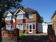 3 Bedrooms Semi detached house for sale in Loxwood...