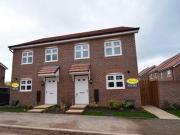 3 Bedrooms Semi detached house for sale in Lynchet Road,...
