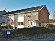 3 Bedrooms Semi detached house for sale in Manor Close,...