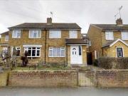 3 Bedrooms Semi detached house for sale in Meadgate...