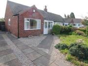 3 Bedrooms Semi detached house for sale in Moorfield,...