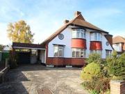 3 Bedrooms Semi detached house for sale in Nightingale...