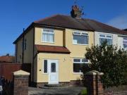 3 Bedrooms Semi detached house for sale in North Road,...