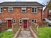3 Bedrooms Semi detached house for sale in Oak Road,...
