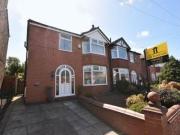 3 Bedrooms Semi detached house for sale in Peel Green...