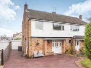 3 Bedrooms Semi detached house for sale in Perth Mount,...