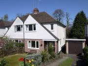 3 Bedrooms Semi detached house for sale in Pinewood...
