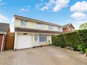 3 Bedrooms Semi detached house for sale in Pirie Road,...