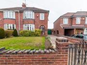 3 Bedrooms Semi detached house for sale in Racecourse...