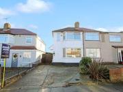 3 Bedrooms Semi detached house for sale in Radnor...