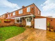 3 Bedrooms Semi detached house for sale in Rowan Drive,...