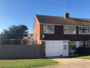3 Bedrooms Semi detached house for sale in Rye Close,...