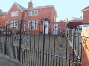 3 Bedrooms Semi detached house for sale in Ryle Street,...