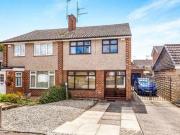 3 Bedrooms Semi detached house for sale in Scarborough...