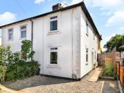 3 Bedrooms Semi detached house for sale in South Road,...