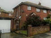 3 Bedrooms Semi detached house for sale in Springfield...