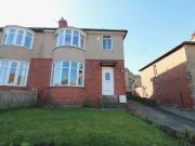 3 Bedrooms Semi detached house for sale in Storths Road,...